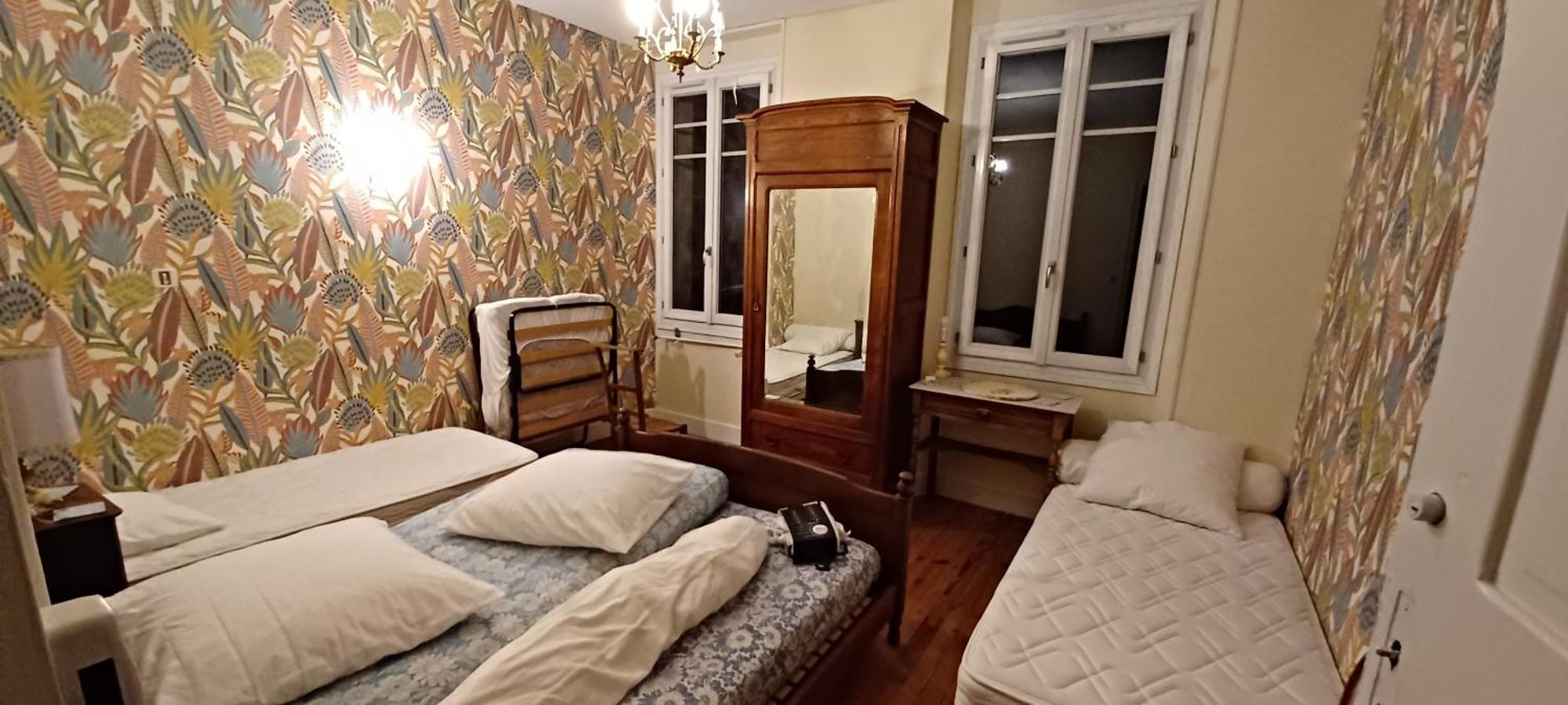 לורדה Chez Virginie - Chambre Du Bourg מראה חיצוני תמונה