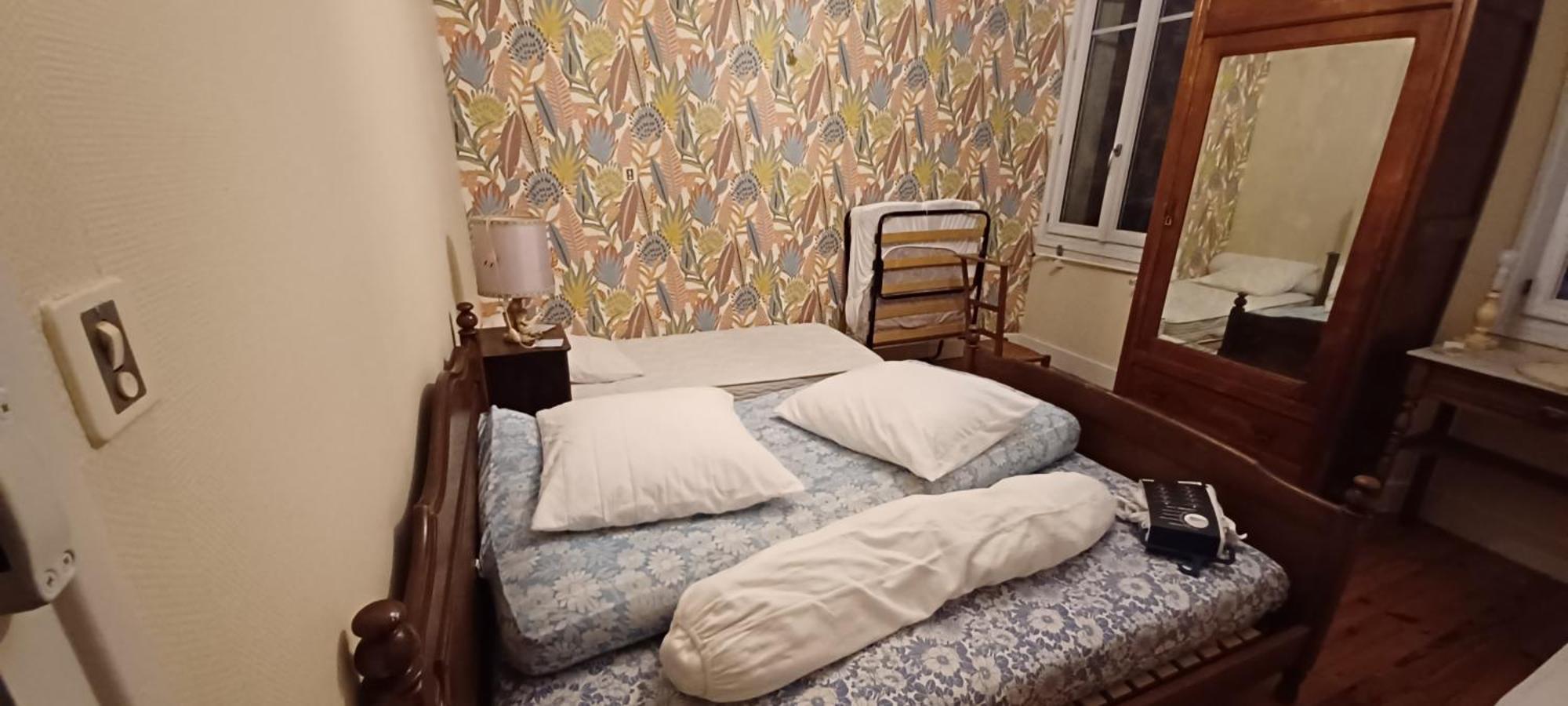 לורדה Chez Virginie - Chambre Du Bourg מראה חיצוני תמונה